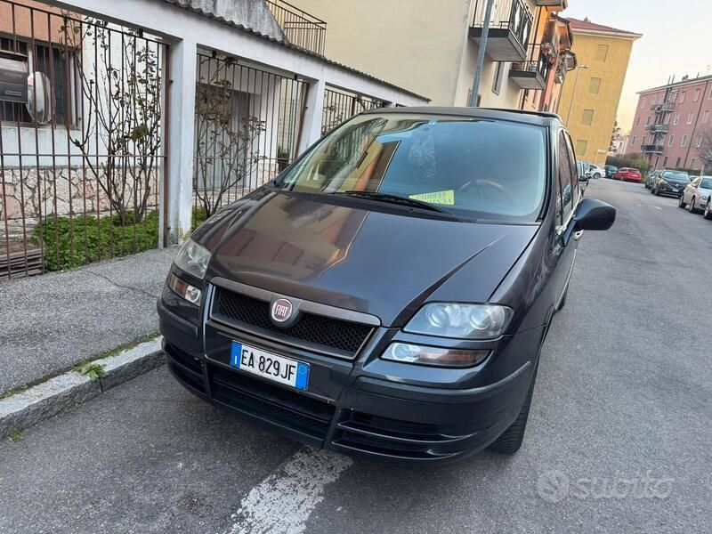 Usata Fiat Ulysse 109 CV (80 kW) 2010 Blu Monovolume
