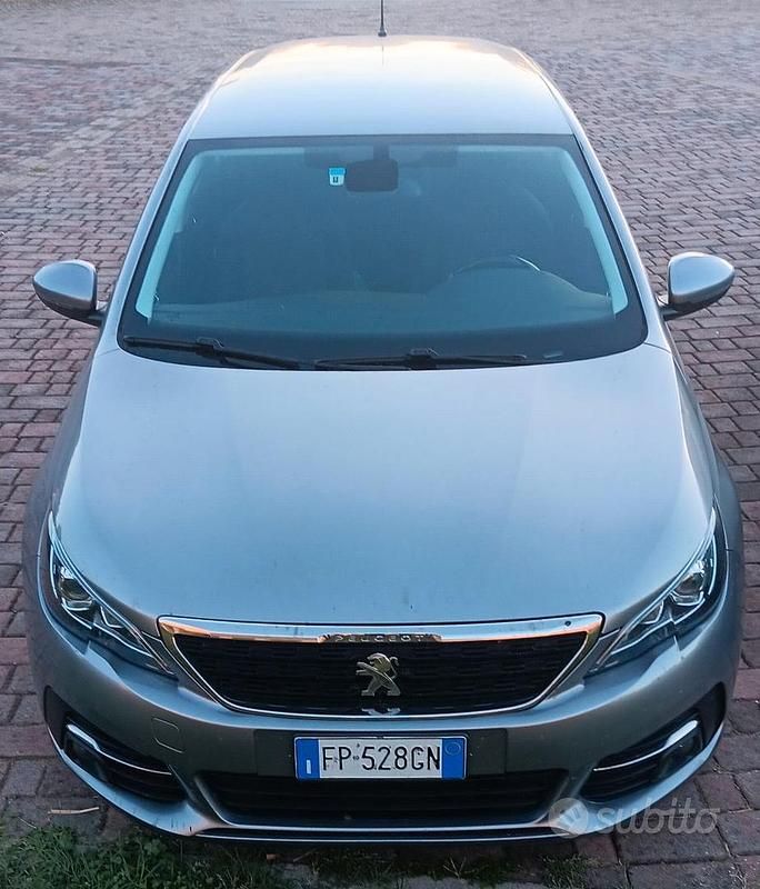 Usata Peugeot 308 SW 110 CV (80 kW) 2018 Grigio Station wagon