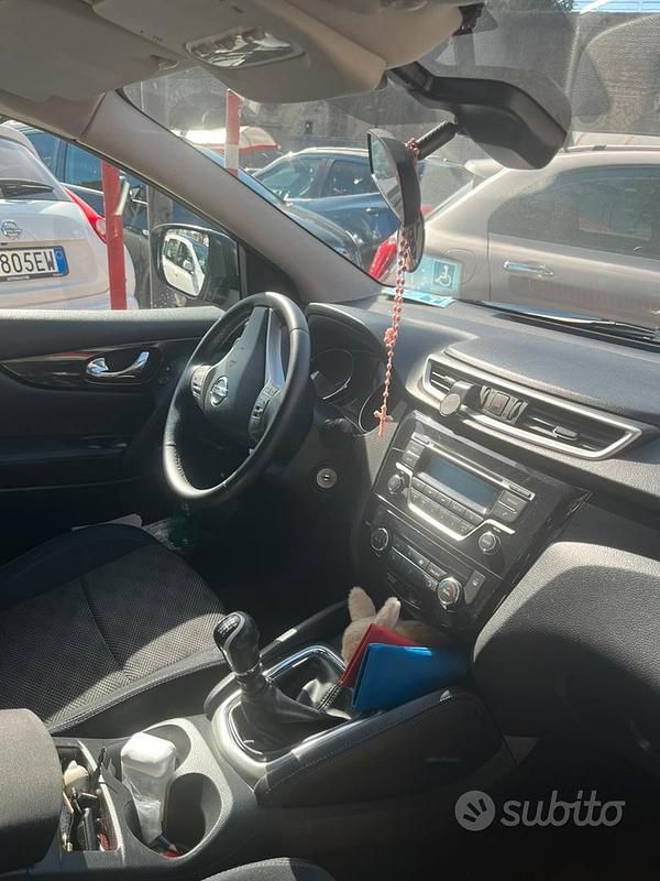 Usata Nissan Qashqai 130 CV (95 kW) 2015 Nero SUV