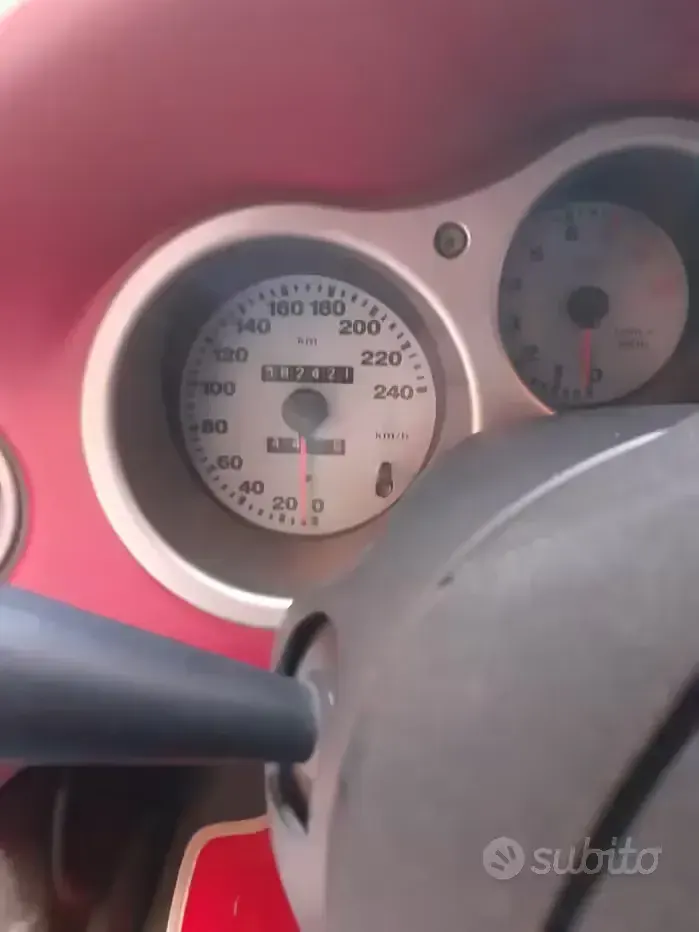 Käytetty Fiat Barchetta 131 HP (96 kW) 2000 Harmaa Avoauto