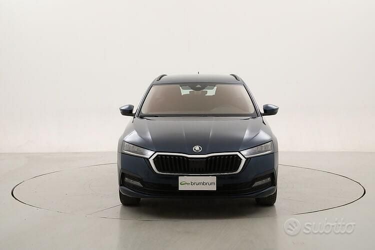 Usata Skoda Octavia Ambition 116 CV (85 kW) 2022 Blu Station wagon