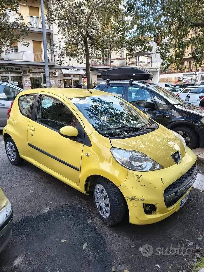 Gebraucht Peugeot 107 68 PS (50 kW) 2009 Gelb Kleinwagen