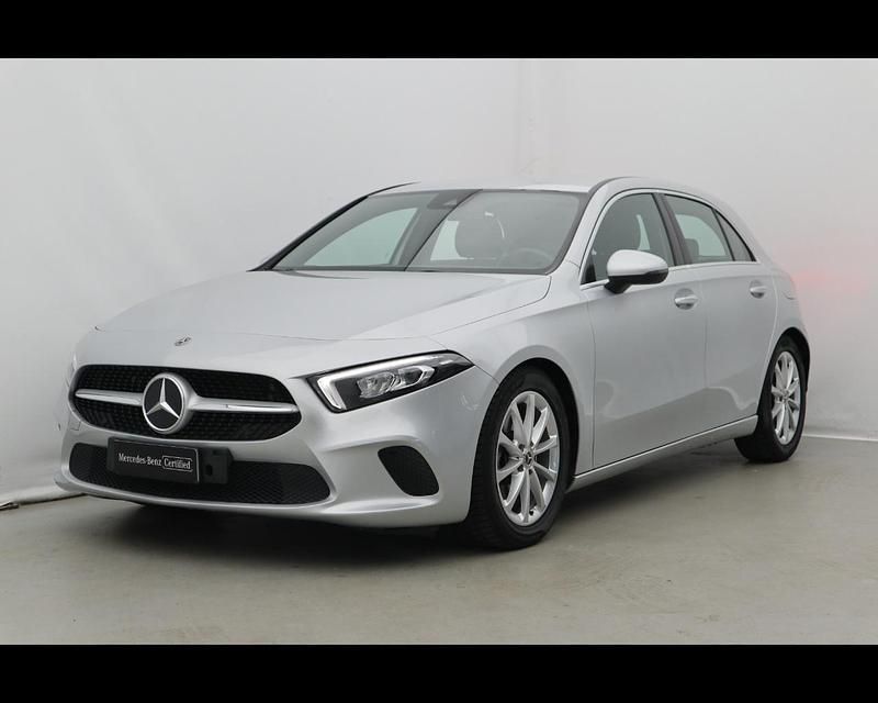 Iridium silver Usata 2020 Mercedes A200 Tre volumi | 26.900 € (Buon prezzo) - Immagine 1/4