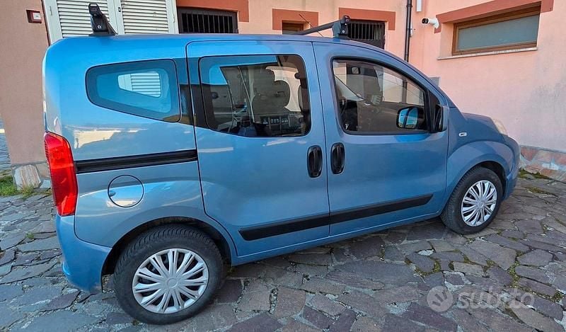 Occasion Fiat Qubo Trekking 80 ch (58 kW) 2016 Bleue Monospace