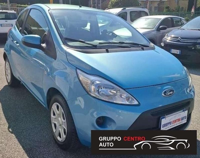 Usata Ford Ka 67 CV (49 kW) 2016 Blu/azzurro Berlina