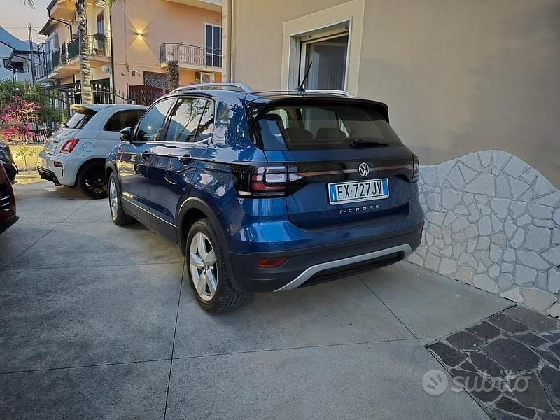 Usata VW T-Cross 95 CV (69 kW) 2020 Blu SUV