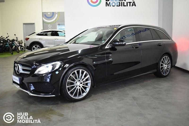 Usata Mercedes C250 Premium 204 CV (150 kW) 2016 Nero Station wagon