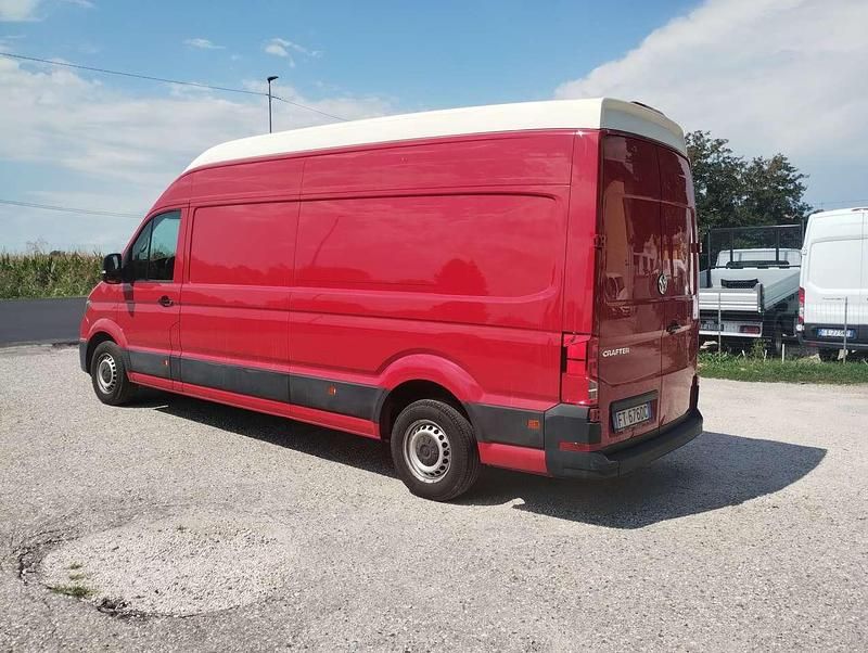 Usata VW Crafter 140 CV (102 kW) 2018 Rosso Furgone