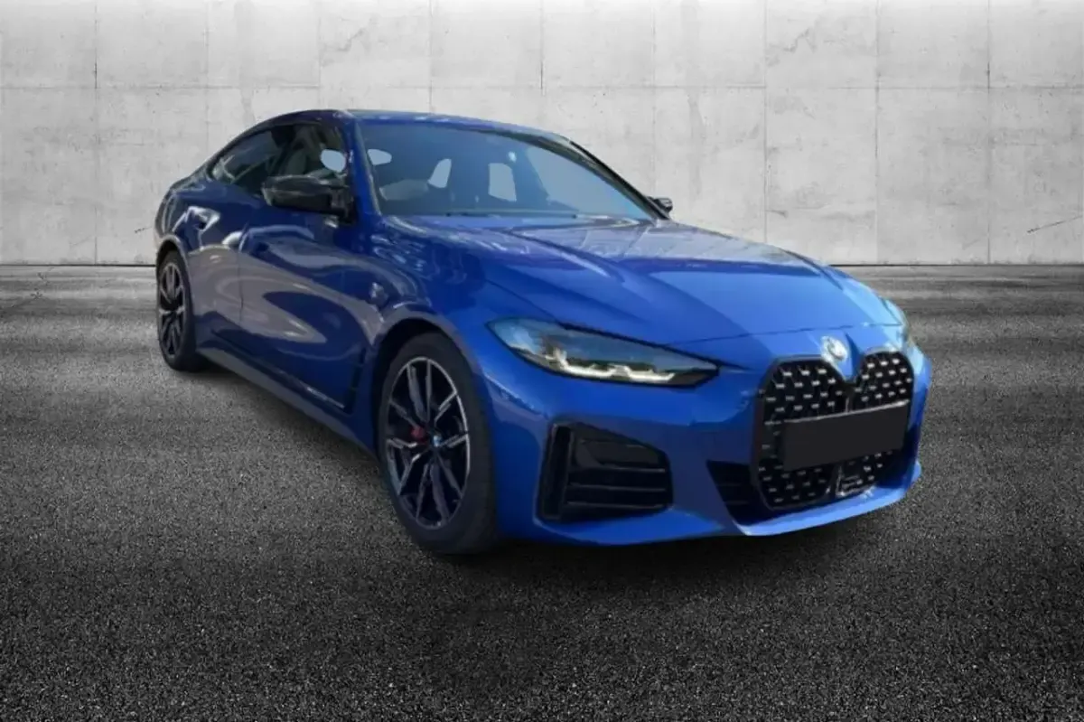 Usata BMW M440 374 CV (275 kW) 2023 Blu/azzurro Berlina
