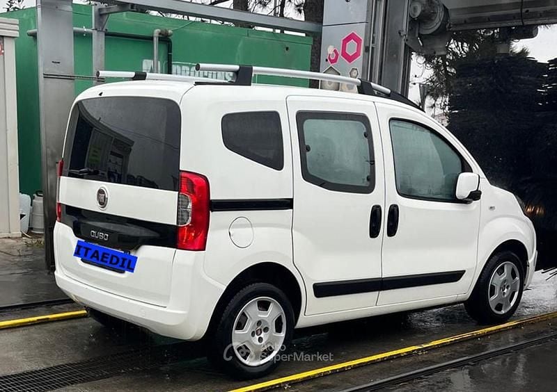 Begagnad Fiat Qubo Trekking 82 HK (60 kW) 2019 Vit Minibuss