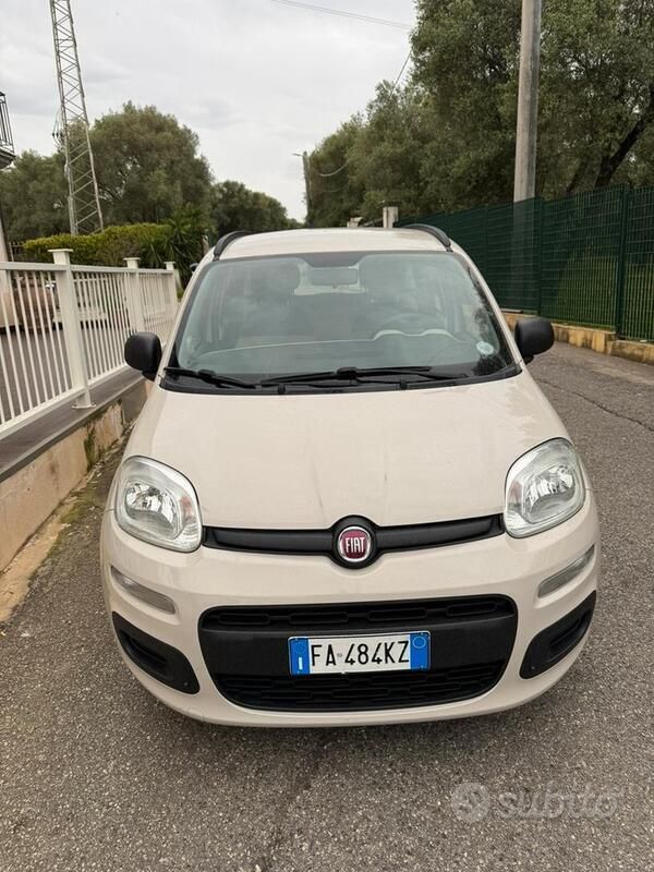Usata 2015 Fiat Panda Due volumi | 7000 € (Buon prezzo) - Immagine 1/4