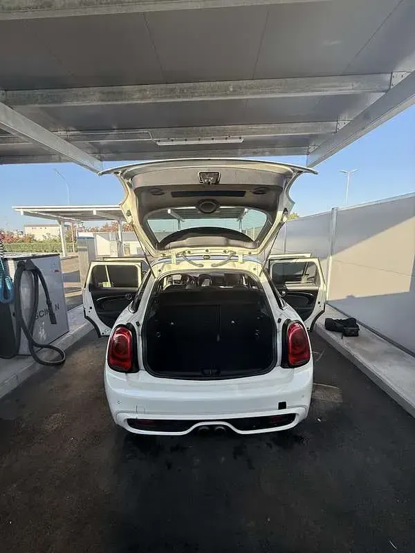 Usata Mini Cooper SD Seven 170 CV (125 kW) 2017 Utilitaria