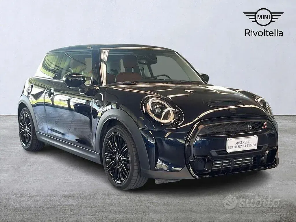 Usata Mini Cooper S 178 CV (130 kW) 2022 Nero Utilitaria