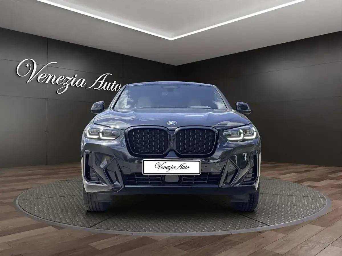 Usata BMW X4 M Sport 189 CV (139 kW) 2025 Nero SUV