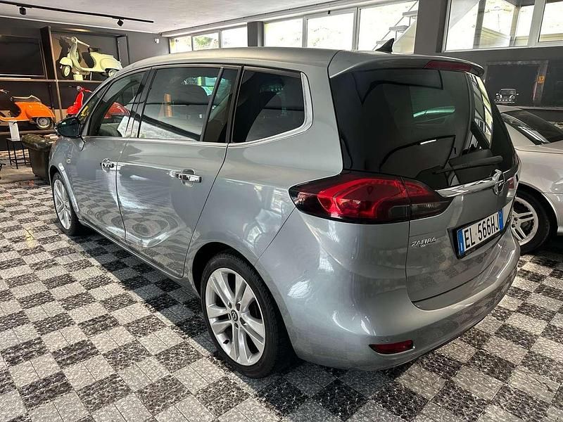 Usata Opel Zafira Tourer Cosmo 131 CV (96 kW) 2012 Other Monovolume