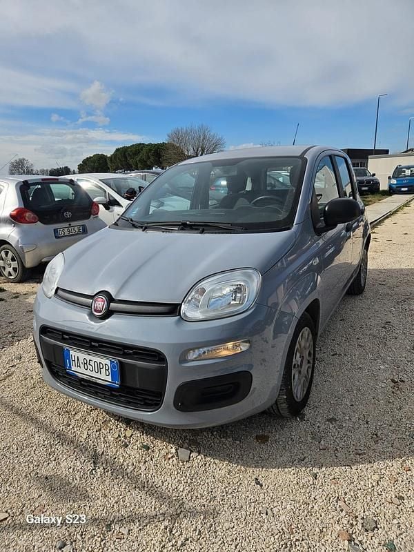 Usata Fiat Panda City Life 69 CV (50 kW) 2022 Blu Utilitaria