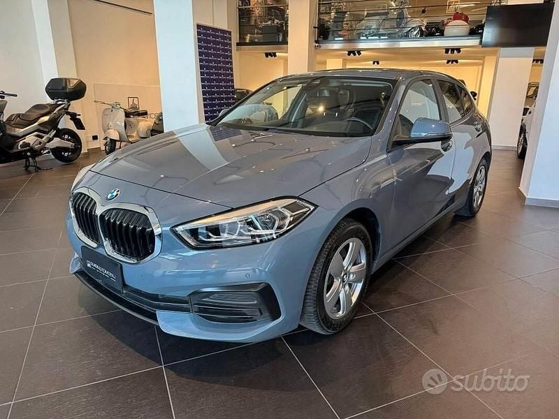 Usata BMW 116 109 CV (80 kW) 2022 Grigio Utilitaria