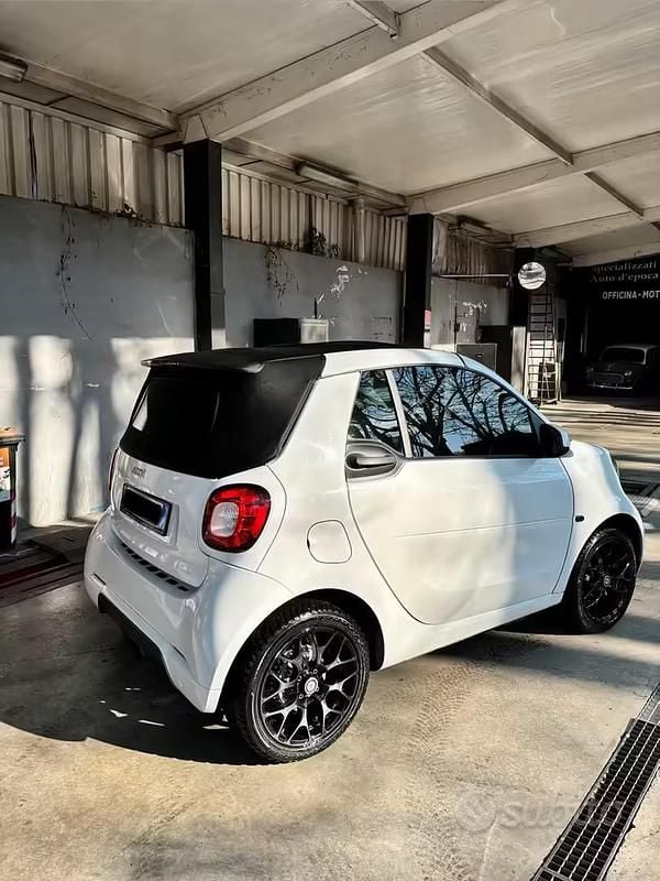 Usata Smart ForTwo Cabrio 90 CV (66 kW) 2018 Bianco Cabrio
