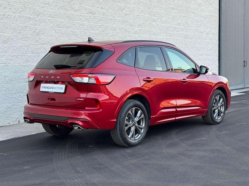 Usata Ford Kuga ST-Line X 152 CV (111 kW) 2022 Rosso SUV