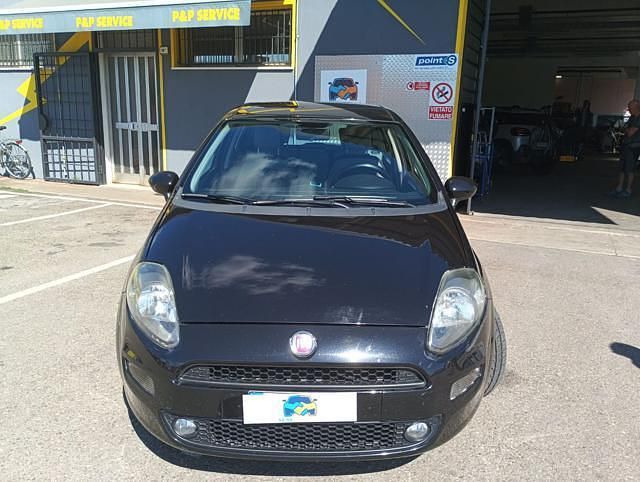 Usata Fiat Punto Easy 75 CV (55 kW) 2012 Nero Utilitaria