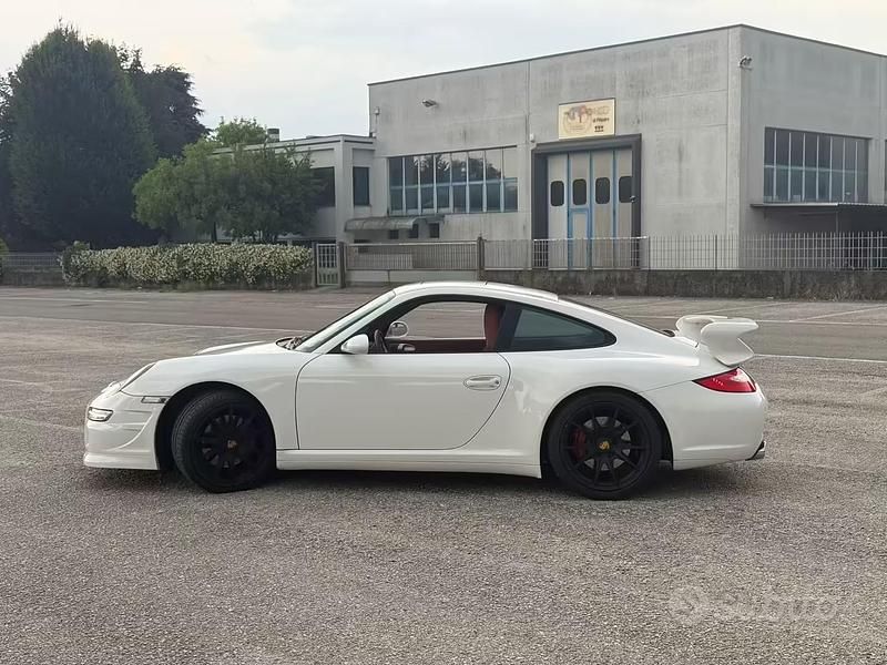 Usata Porsche 911 355 CV (261 kW) 2007 Bianco Coupé