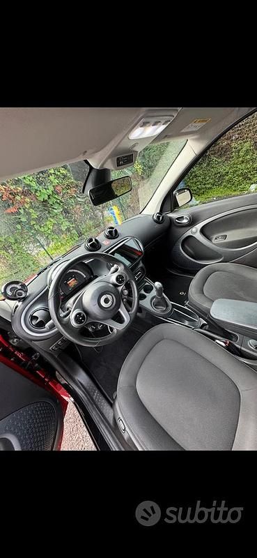 Usata Smart ForFour 71 CV (52 kW) 2016 Utilitaria