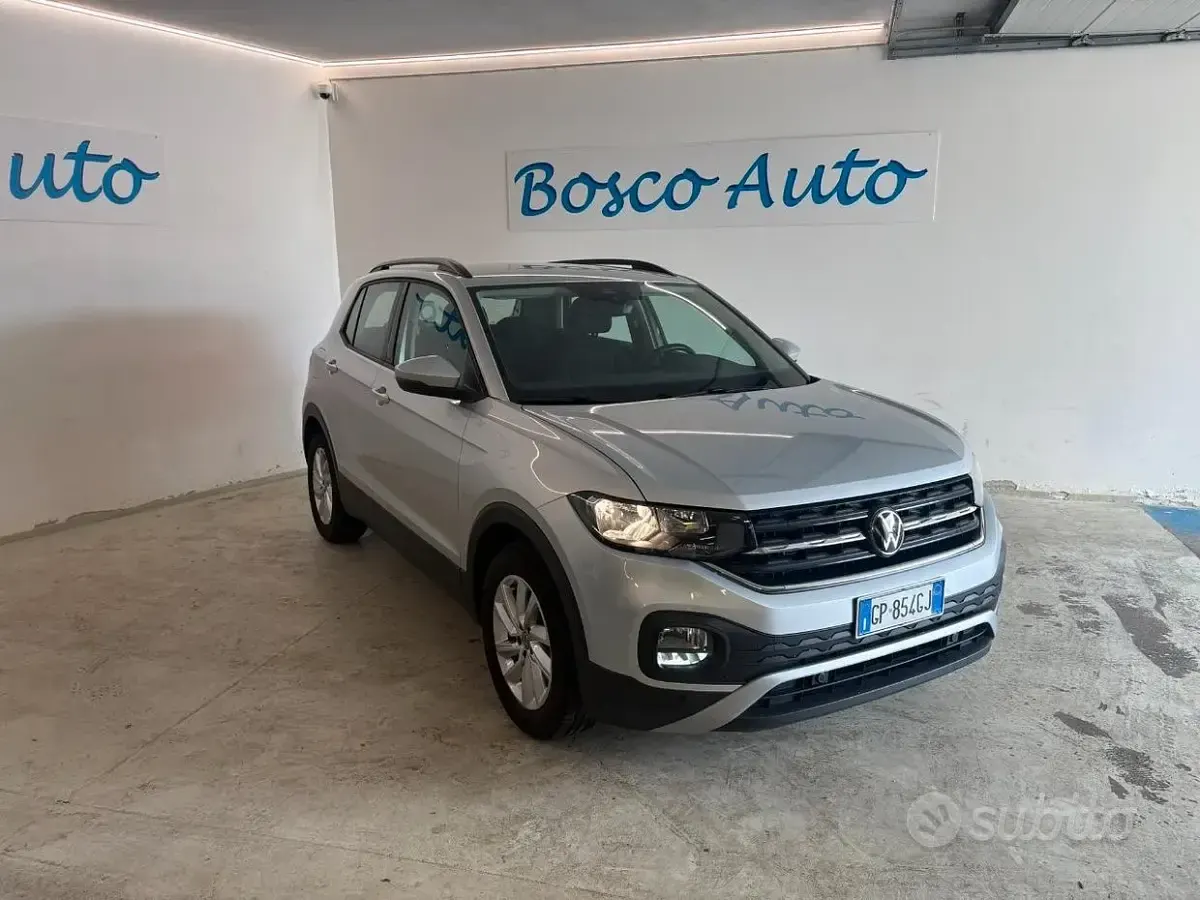 Usata VW T-Cross Style 110 CV (80 kW) 2023 Grigio SUV