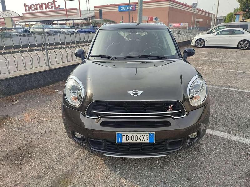 Begagnad Mini Cooper SD Countryman Business 143 HK (105 kW) 2016 Grå SUV