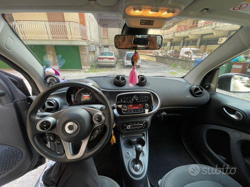 Usata Smart ForTwo Coupé 71 CV (52 kW) 2019 Bianco Coupé