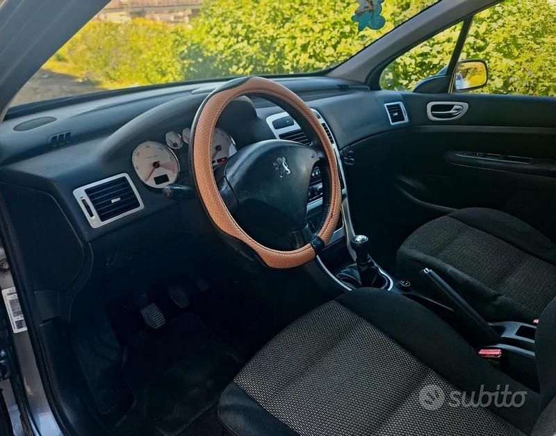 Usata Peugeot 307 90 CV (66 kW) 2007 Grigio Station wagon