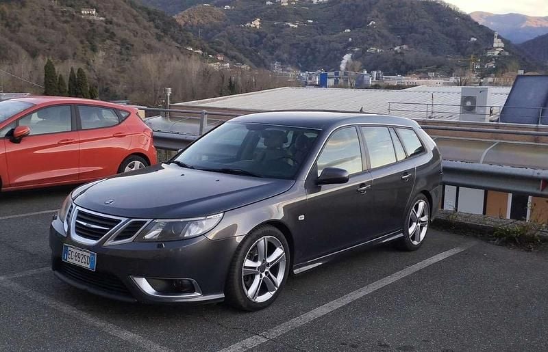 Usata 2010 Saab 9-3 Aero Station wagon | 2600 € (Buon prezzo) - Immagine 1/4
