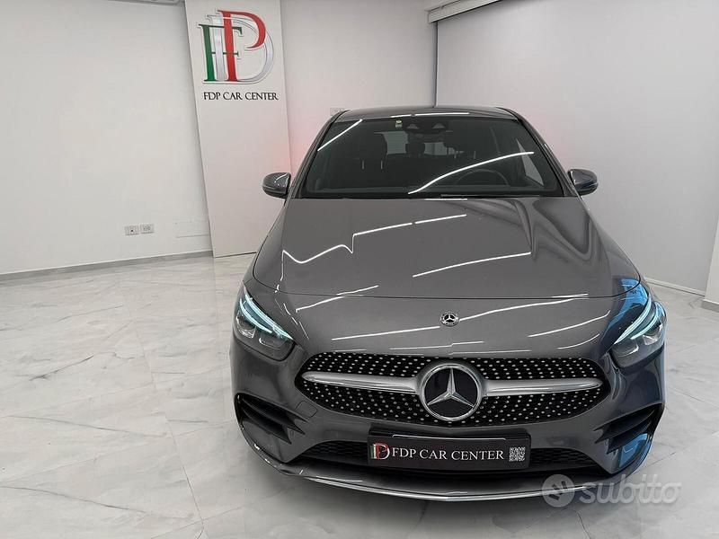 Usata Mercedes B180 Premium 116 CV (85 kW) 2021 Grigio Utilitaria