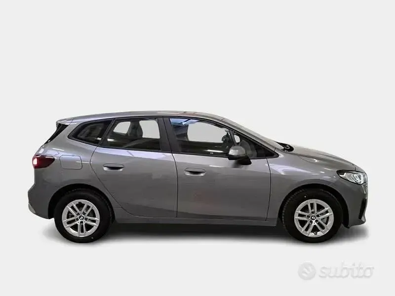 Usata BMW 218 Active Tourer 149 CV (109 kW) 2023 Grigio Monovolume