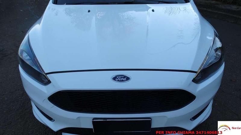 Usata Ford Focus ST-Line 125 CV (91 kW) 2017 Bianco Berlina