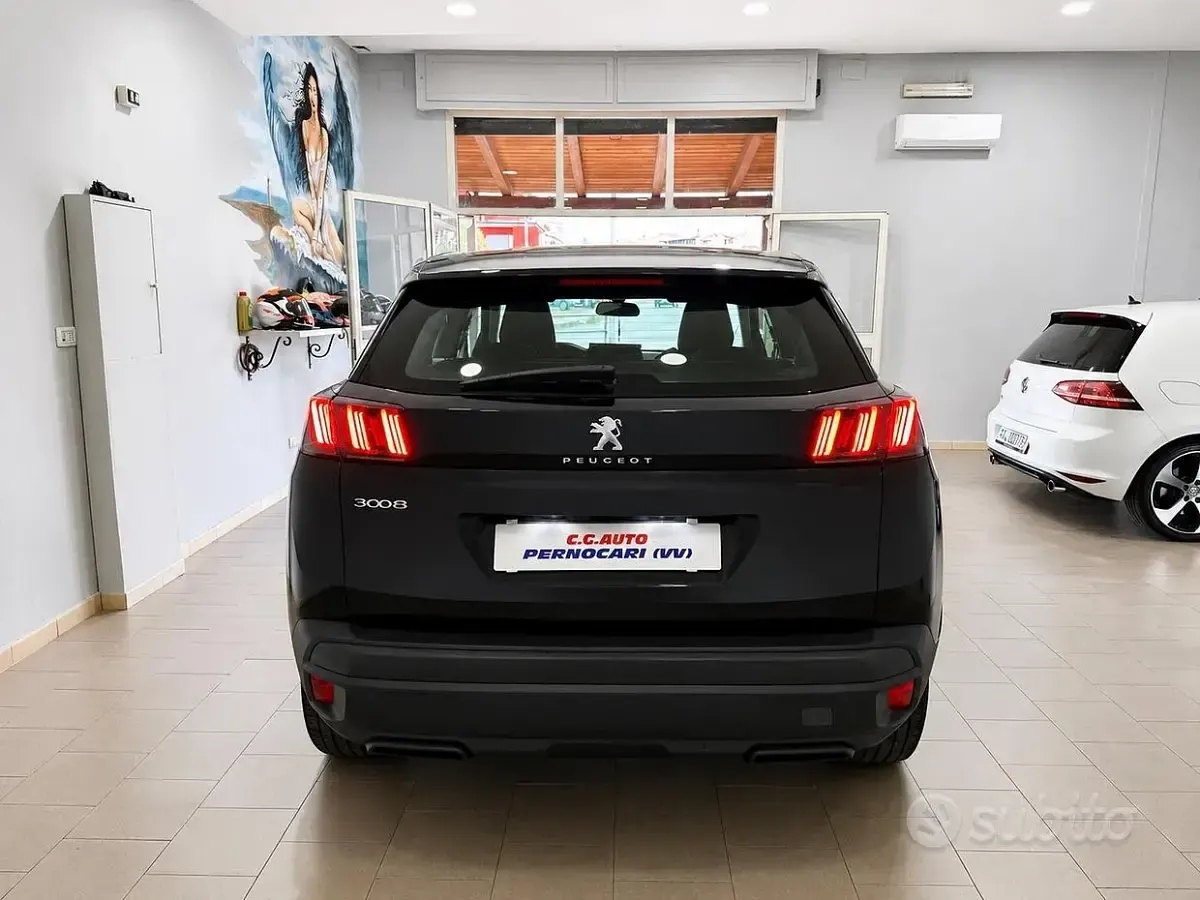 Usata Peugeot 3008 Allure 131 CV (96 kW) 2021 Nero SUV