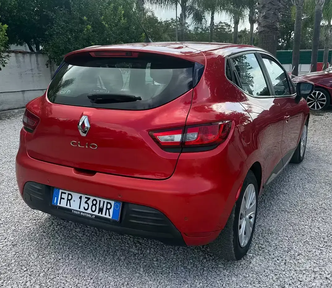 Usata Renault Clio IV 90 CV (66 kW) 2018 Arancione Berlina