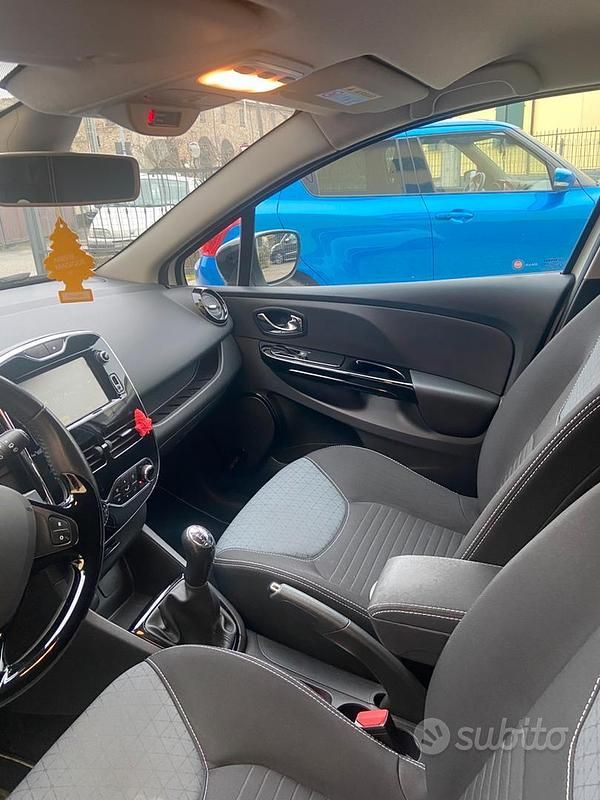 Usata Renault Clio IV 90 CV (66 kW) 2014 Berlina