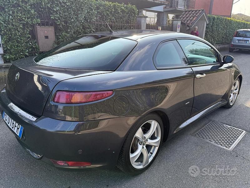 Usata Alfa Romeo GT 150 CV (110 kW) 2008 Coupé