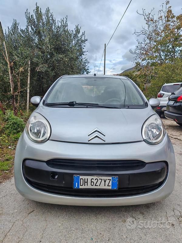 Grigio Usata 2008 Citroën C1 Due volumi | 2650 € (Ottimo prezzo) - Immagine 1/4
