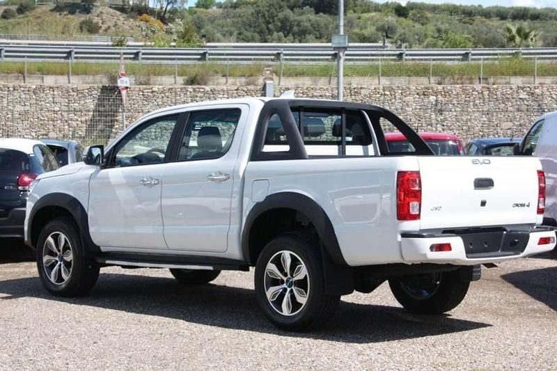 Nuova EVO Cross 4 136 CV (100 kW) 2026 Bianco Pick-up
