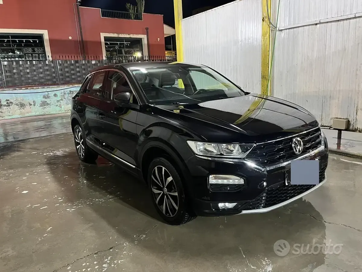 Usata VW T-Roc 116 CV (85 kW) 2019 SUV