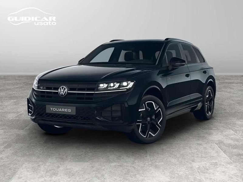 Nuova VW Touareg Edition 231 CV (169 kW) 2026 Grenadill black metallizzato SUV