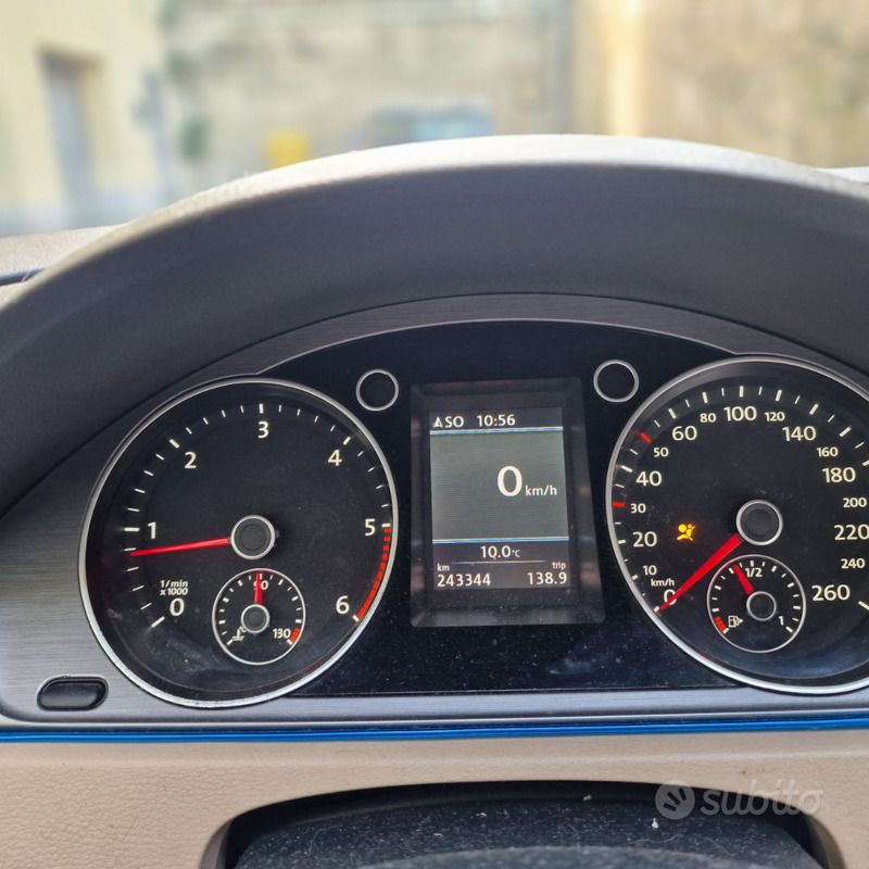 Nero Usata 2012 VW Passat Station wagon | 4500 € (Super prezzo) - Immagine 1/4