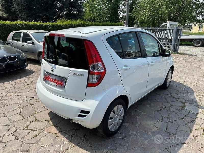 Usata Suzuki Splash GL 68 CV (50 kW) 2013 Bianco Utilitaria