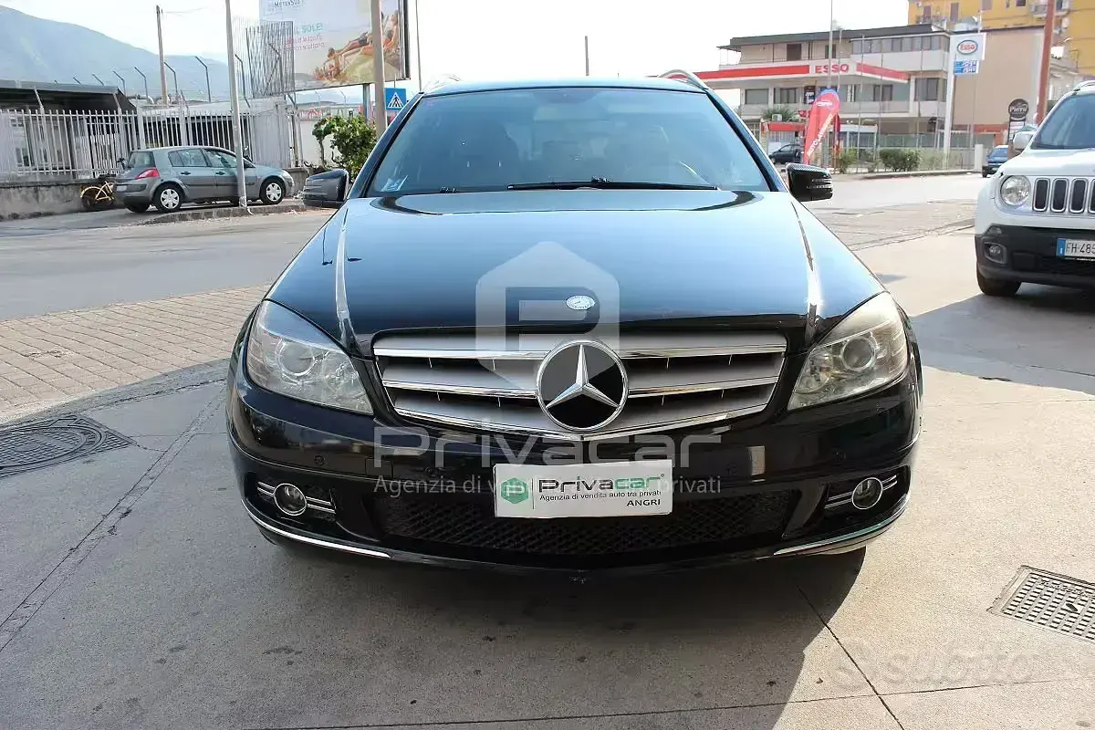 Usata Mercedes C220 170 CV (125 kW) 2009 Nero Station wagon