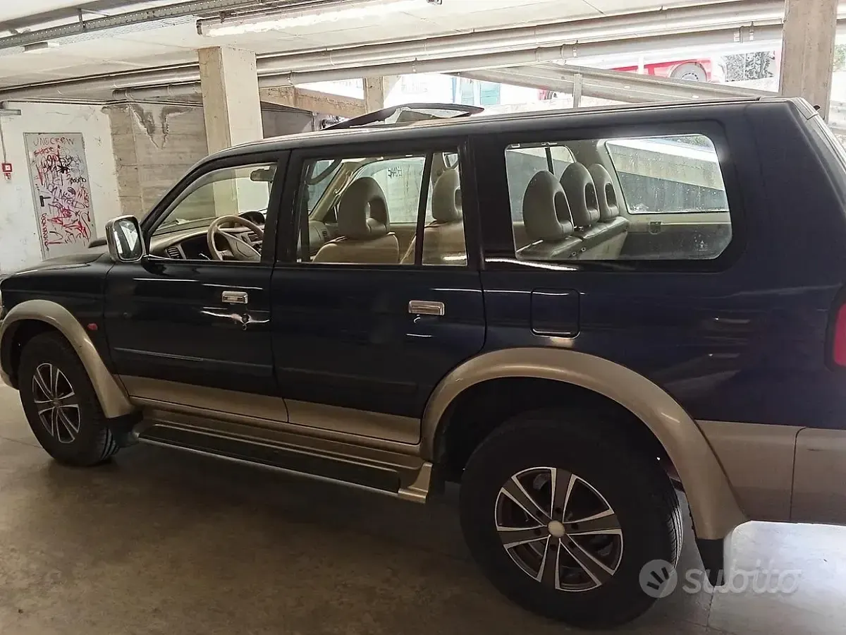 Usata Mitsubishi Pajero Sport 100 CV (73 kW) 2000 SUV