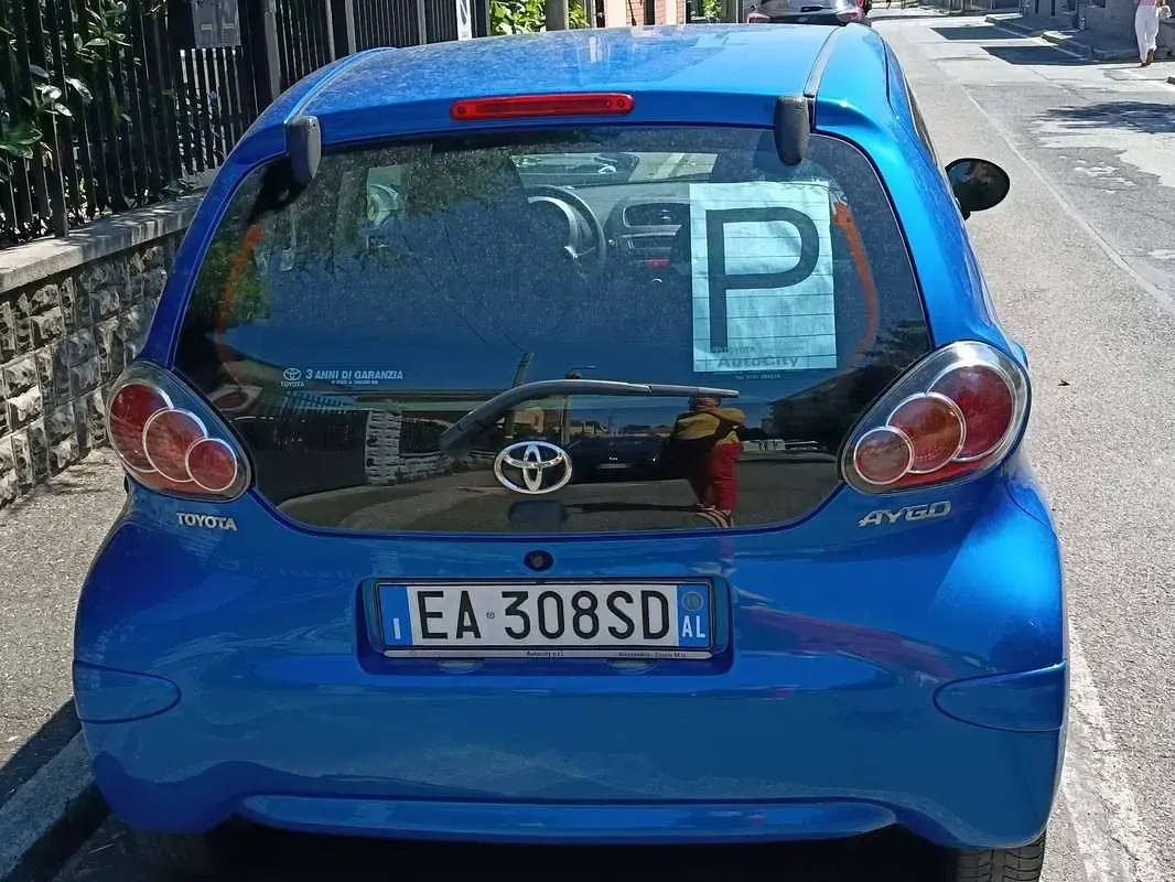 Usata Toyota Aygo Sol 68 CV (50 kW) 2010 Utilitaria