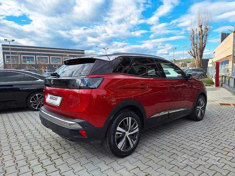 Usata Peugeot 3008 Allure 131 CV (96 kW) 2021 Rosso SUV
