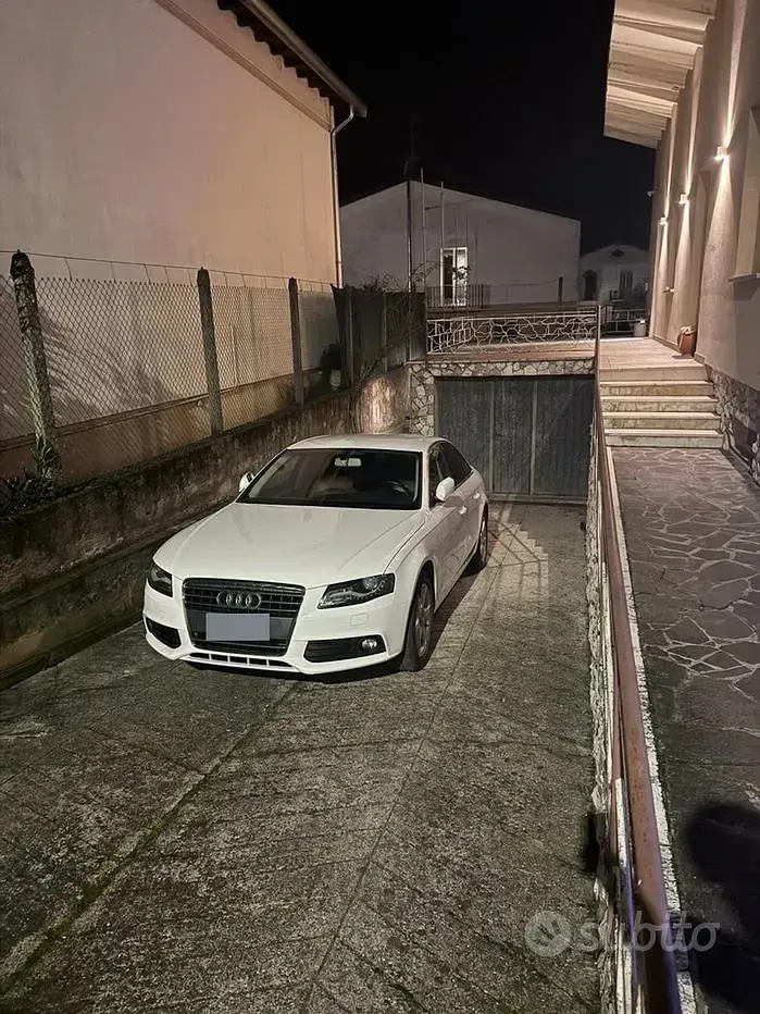 Usata Audi A4 143 CV (105 kW) 2011 Bianco Berlina