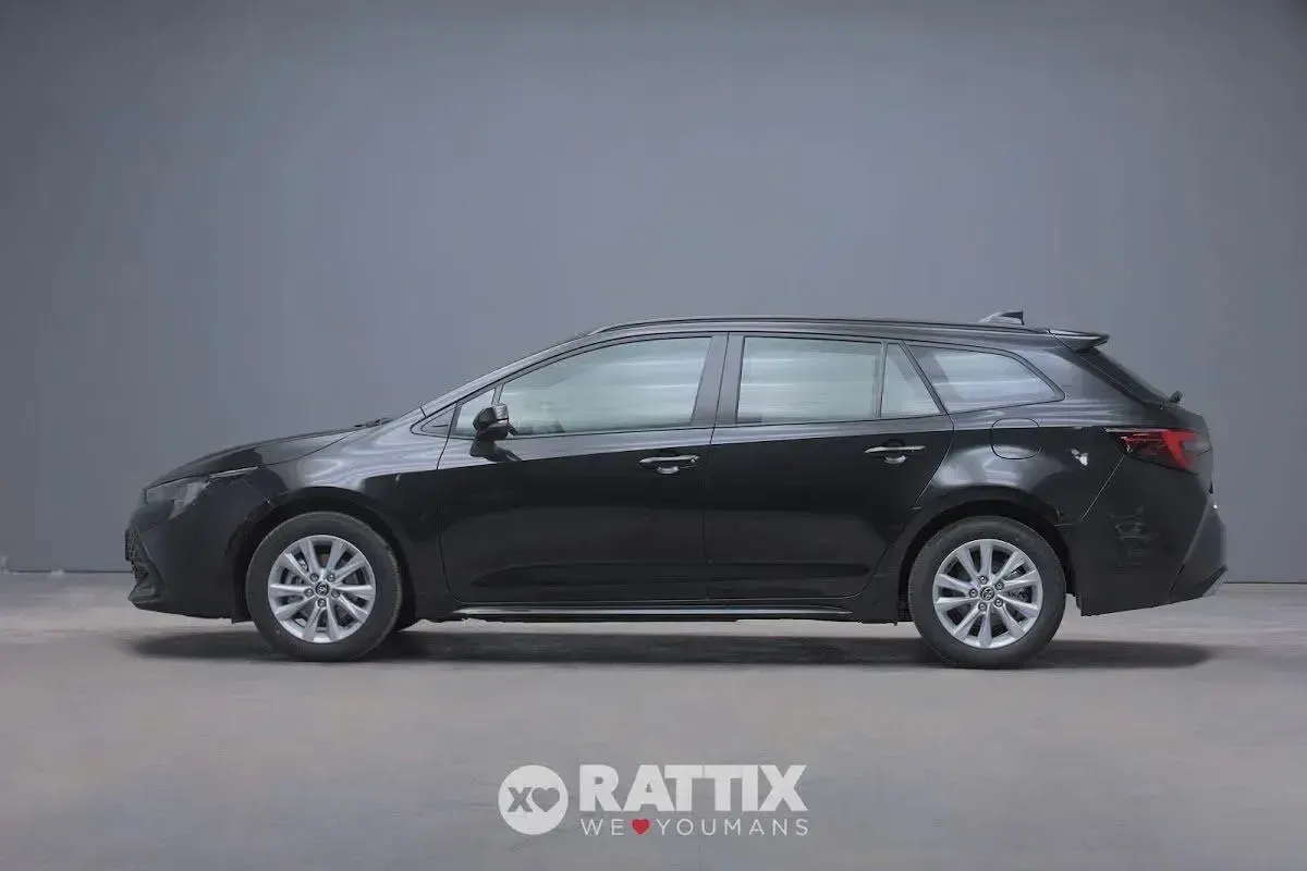Nuova Toyota Corolla Active 97 CV (71 kW) 2026 Nero Station wagon